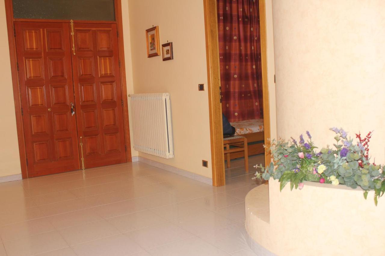 Bed and Breakfast La Casa Di Bia Корлеоне Экстерьер фото